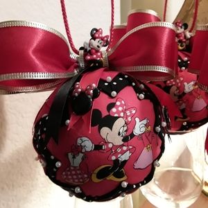 Adorable Mickey &  Minnie Mouse Holiday Ornament